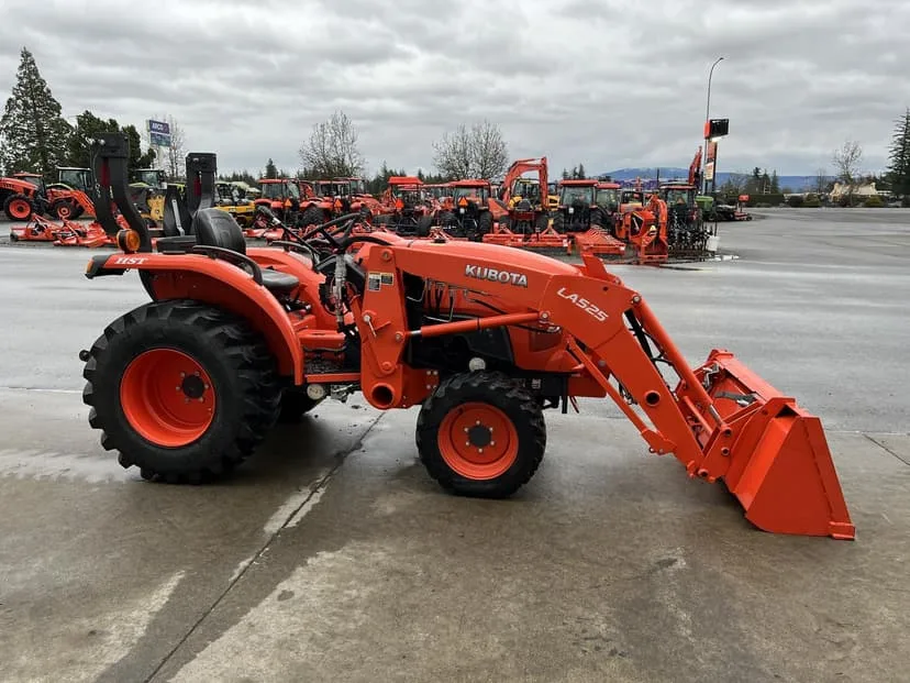 2018 Kubota L3901 - Thumbnail 5