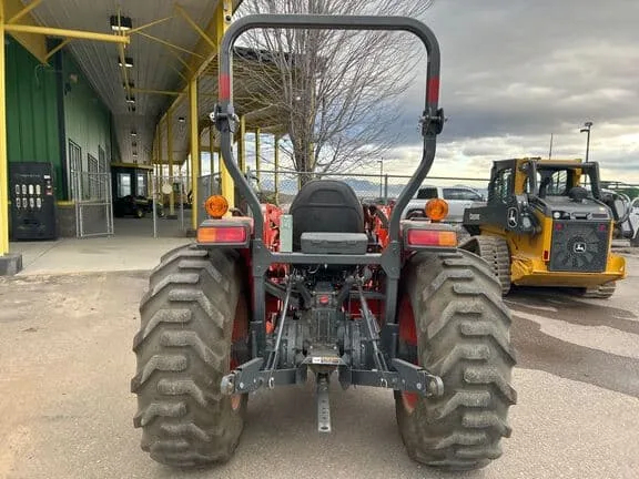 2018 Kubota MX5200 - Thumbnail 4