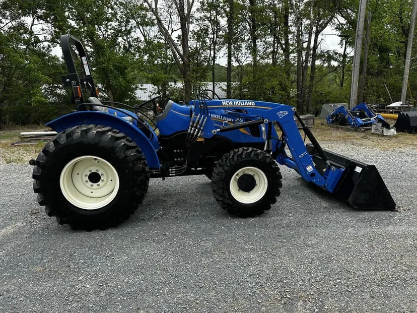 2019 New Holland WorkMaster 60 - Thumbnail 2